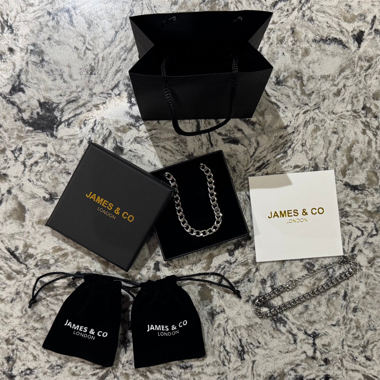 Coffret cadeau chaîne et bracelet en argent de 7 mm