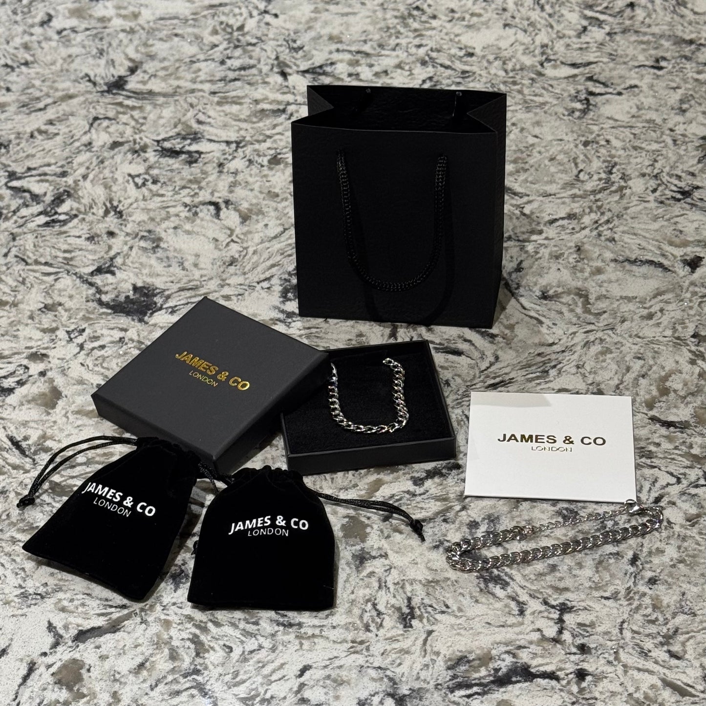 Coffret cadeau chaîne et bracelet en argent de 7 mm